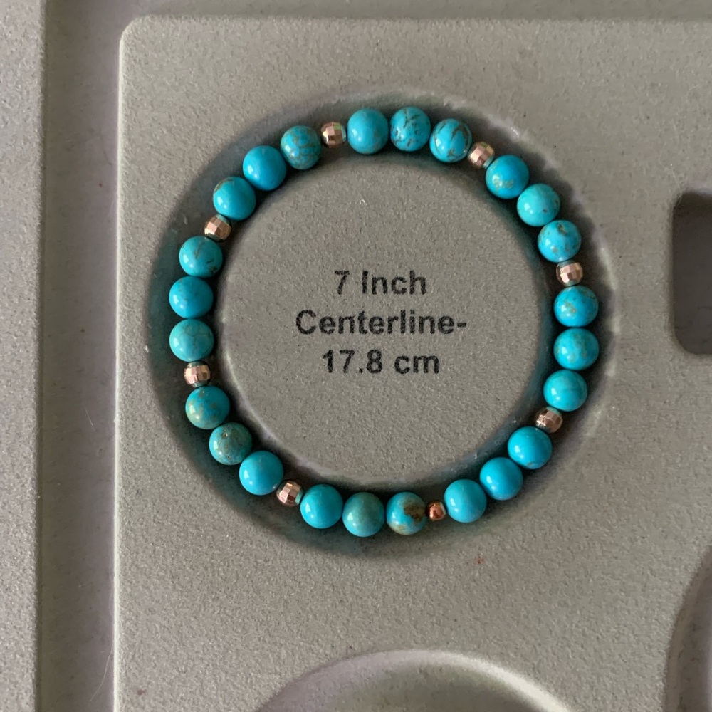 {Handmade} Beaded Bracelet Set with Iridescent Statement Bead - Picture 6 of 6